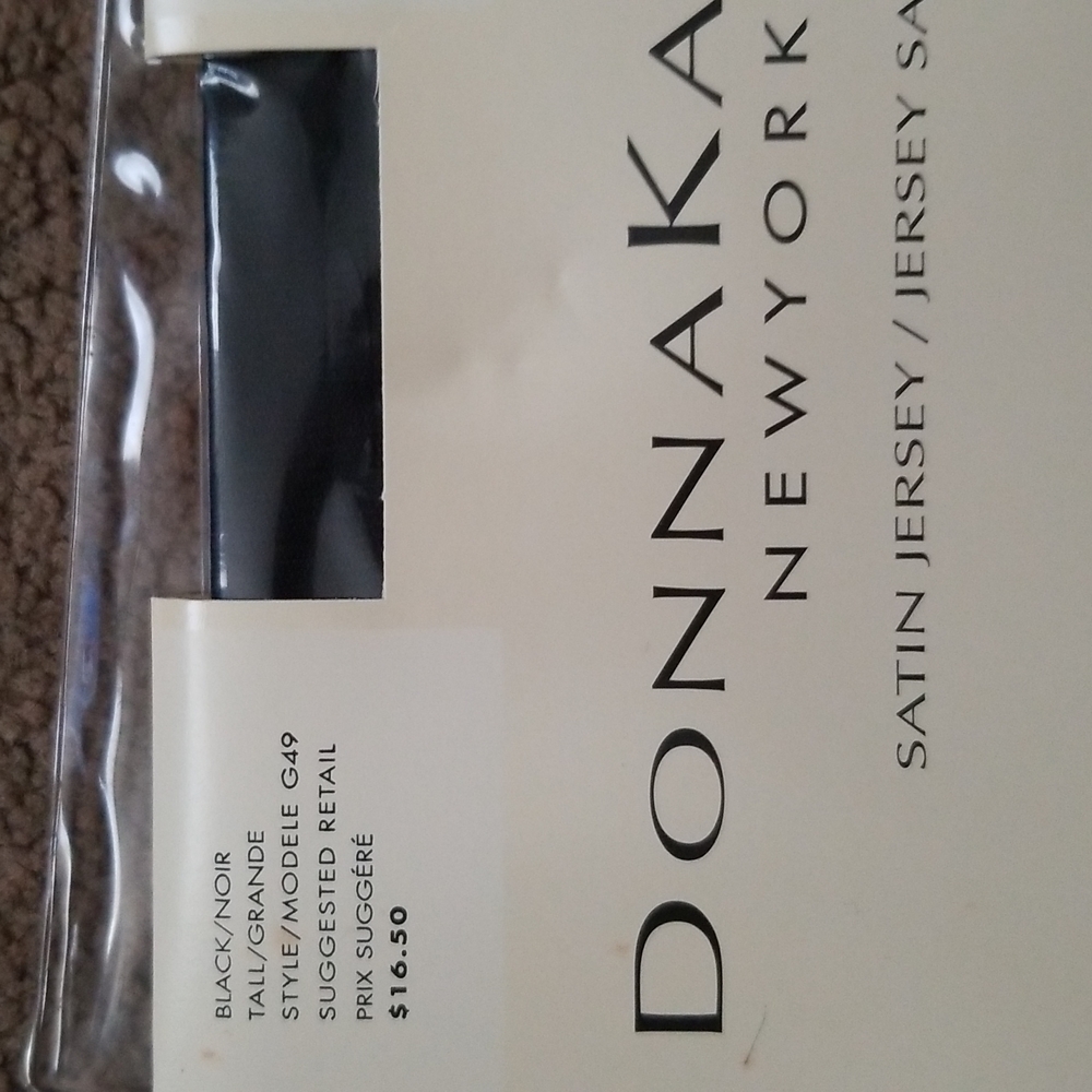Donna Karan Hosiery, size Tall, Black / Noir